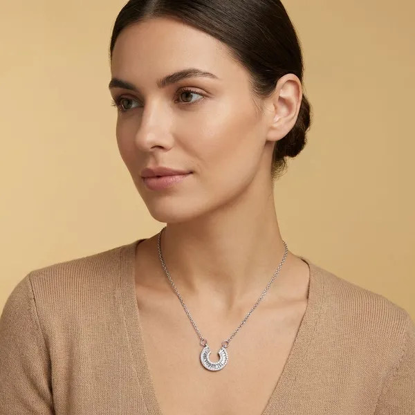 Silver_Stainless_Steel_Pendant_For_Women
