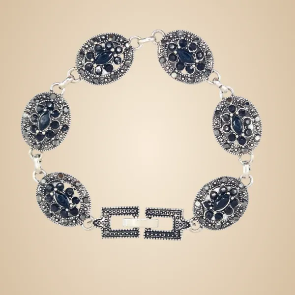 Black_Quartz_&_Brass_Bracelet_For_Women