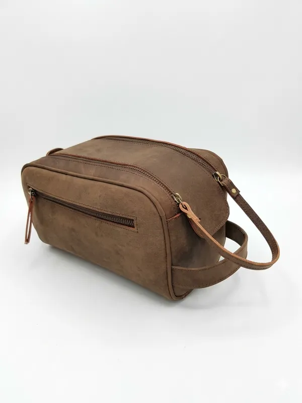 Brown_Genuine_Buffalo_Leather_Premium_Bag_For_Men_And_Women