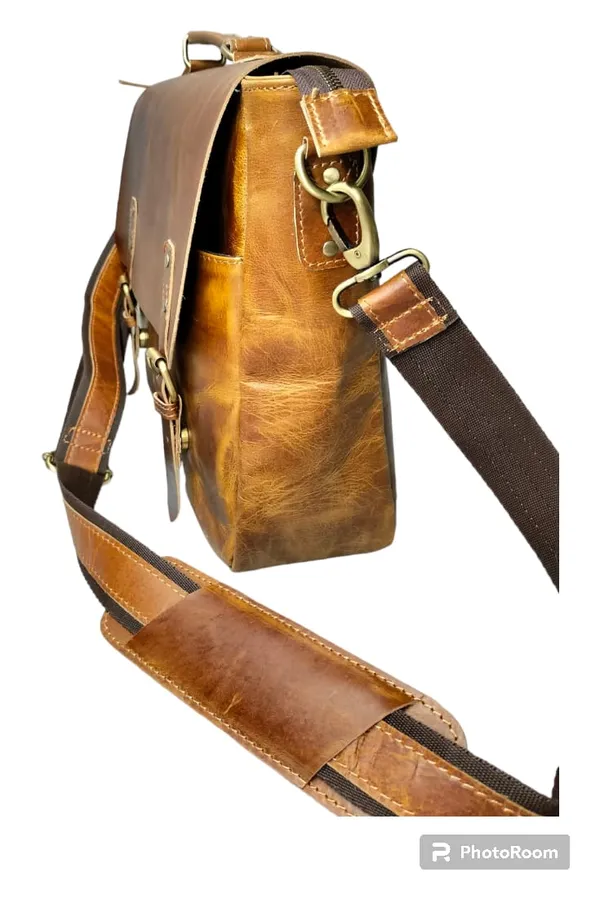 Brown_Genuine_Buffalo_Leather_Premium_Bag_For_Men_And_Women