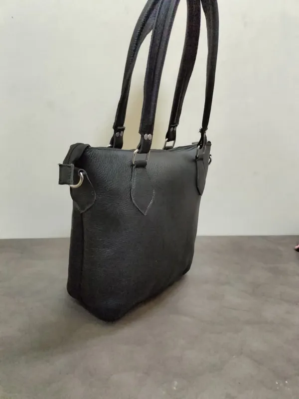 Black_Buffalo_Leather_Tote_Bag_-_Structured_Work_Tote_for_Women,_Office_&_Travel