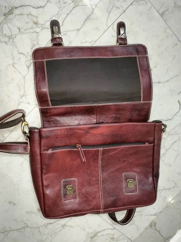 Brown_Genuine_Buffalo_Leather_Premium_Bag_For_Men_And_Women
