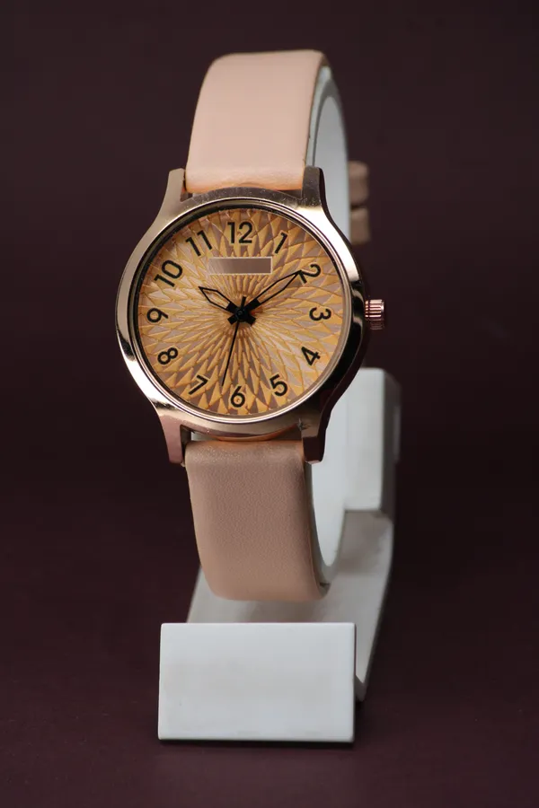 Peach_Genuine_Leather_Quartz_Analog_Watch_For_Girls