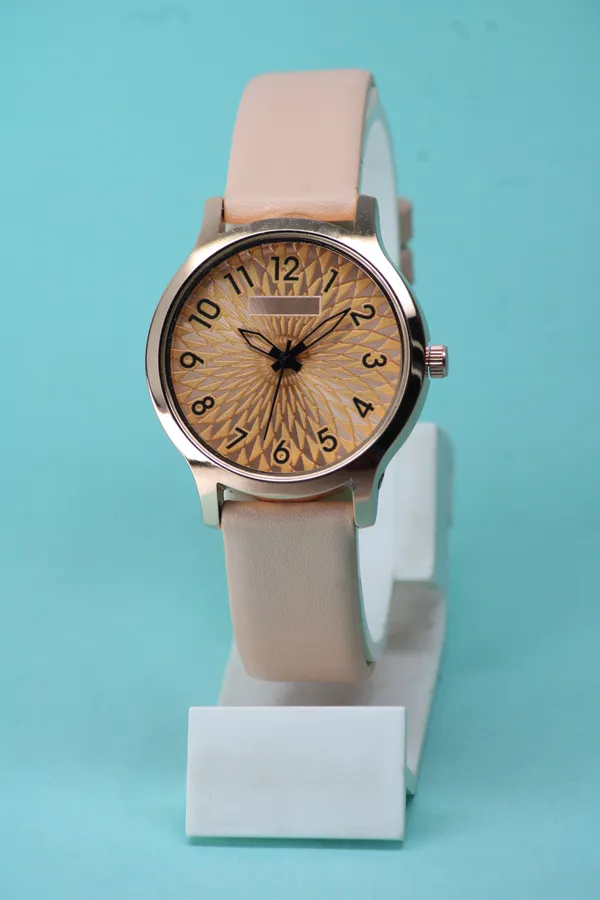 Peach_Genuine_Leather_Quartz_Analog_Watch_For_Girls