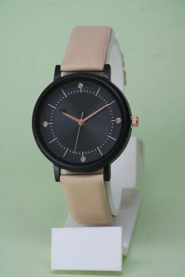 Black_Genuine_Leather_Quartz_Analog_Watch_For_Girls