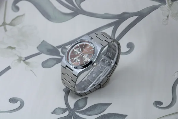 Silver_Stainless_Steel_Quartz_Analog_Watch_For_Men