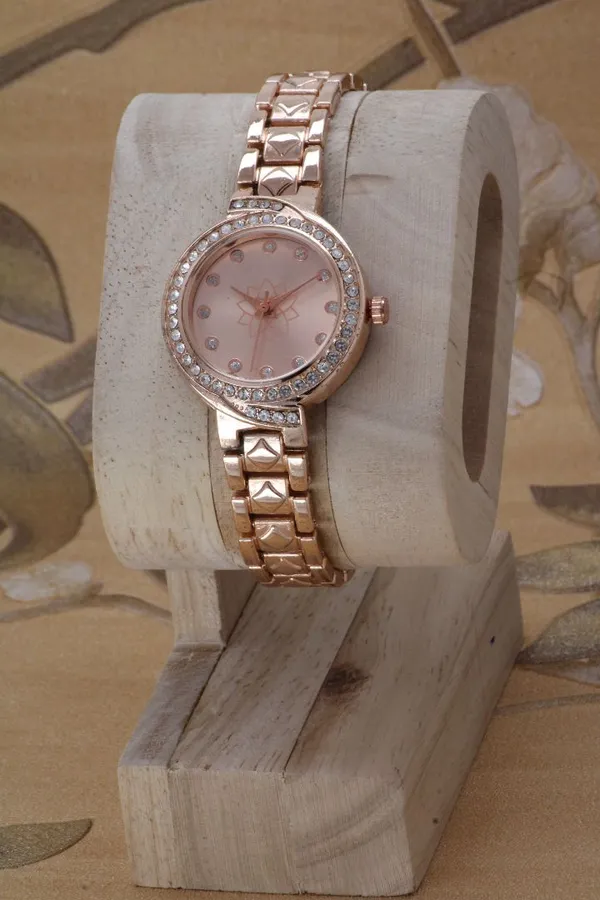 Rose_Gold_Metal_Quartz_Analog_Watch_For_Girls
