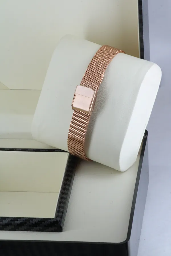 Rose_Gold_Stainless_Steel_Quartz_Analog_Watch_For_Girls