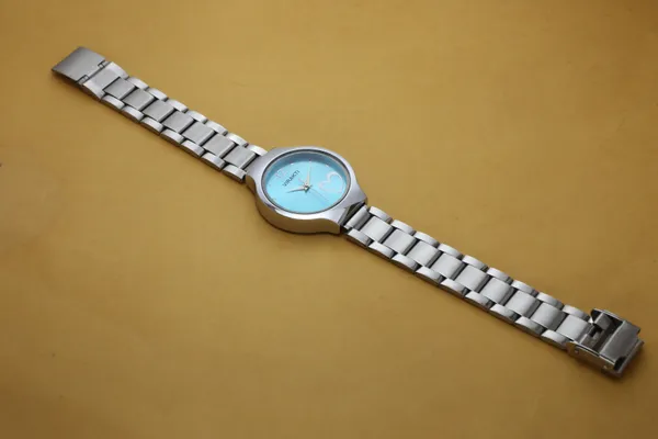 Silver_Stainless_Steel_Quartz_Analog_Watch_For_Girls