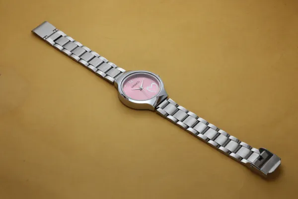 Silver_Stainless_Steel_Quartz_Analog_Watch_For_Girls
