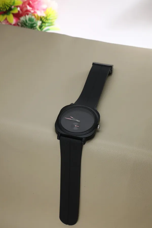 Black_Silicone_Quartz_Analog_Watch_For_Men