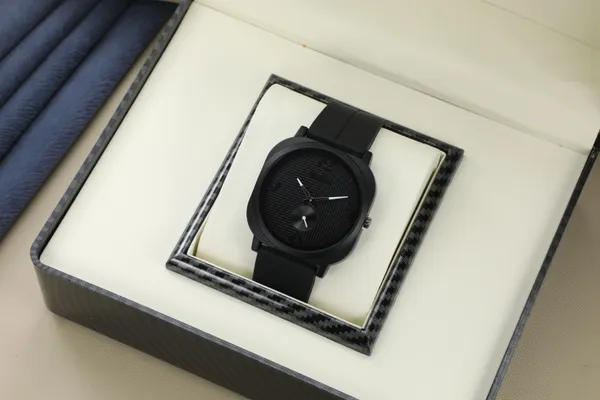 Black_Silicone_Quartz_Analog_Watch_For_Men