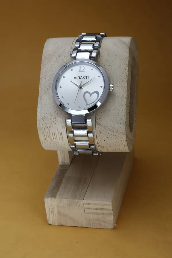 Silver_Metal_Quartz_Analog_Watch_For_Girls