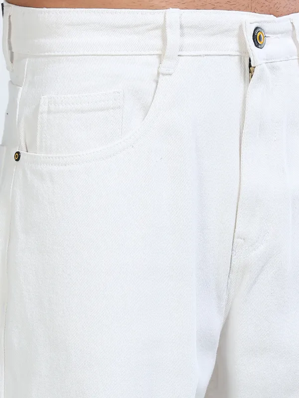White_Relaxed_Baggy_Loose_Fit_Denim_For_Men