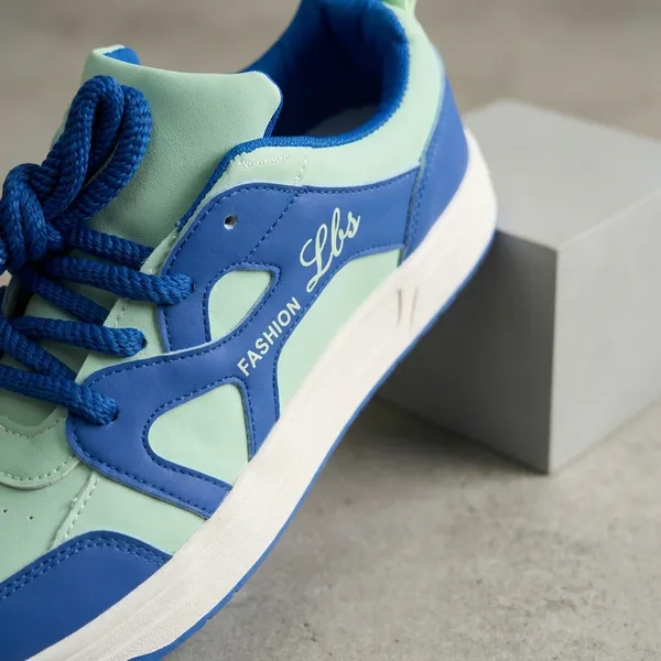 Blue_Sneakers_For_Men