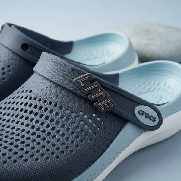 Blue_Literide_Clogs_For_Men