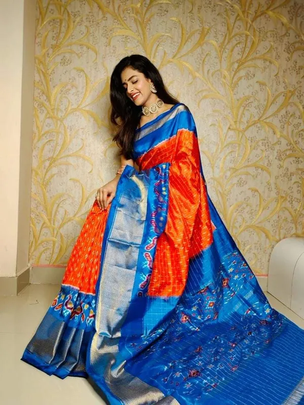 Pochampally_Ikkat_Dola_Silk_Premium_Patola_Saree_|_With_Blouse_Piece