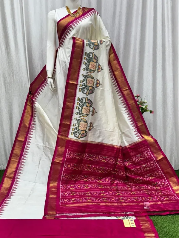 Pochampally_Festive_Dola_Silk_Saree_|_With_Blouse_Piece