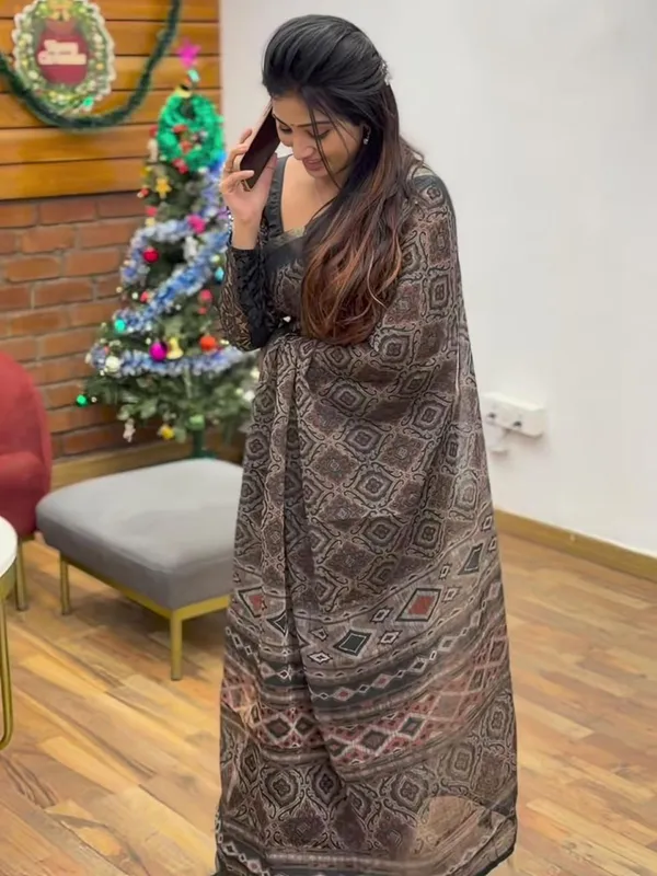 Charcoal_Black_Ajrakh_Print_Chanderi_Cotton_Saree_|_With_Blouse_Piece