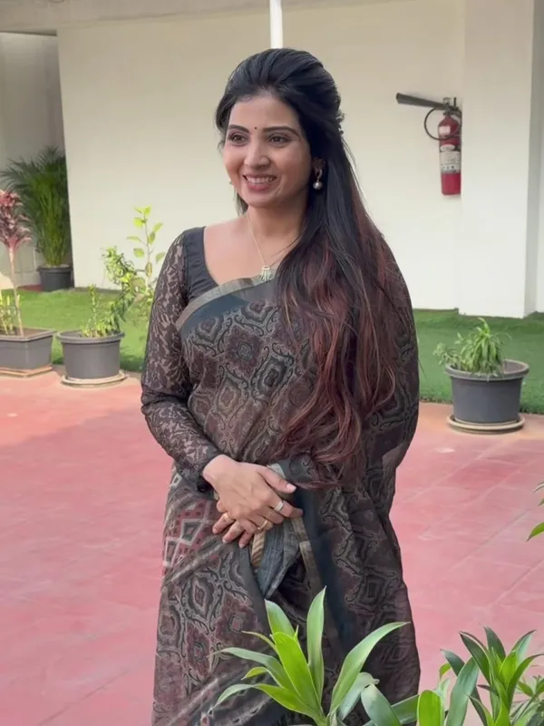 Charcoal_Black_Ajrakh_Print_Chanderi_Cotton_Saree_|_With_Blouse_Piece