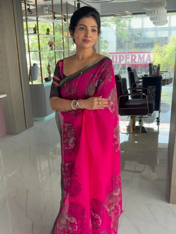 Vibrant_Pink_Elephant_Motif_Chanderi_Cotton_Saree_|_With_Blouse_Piece