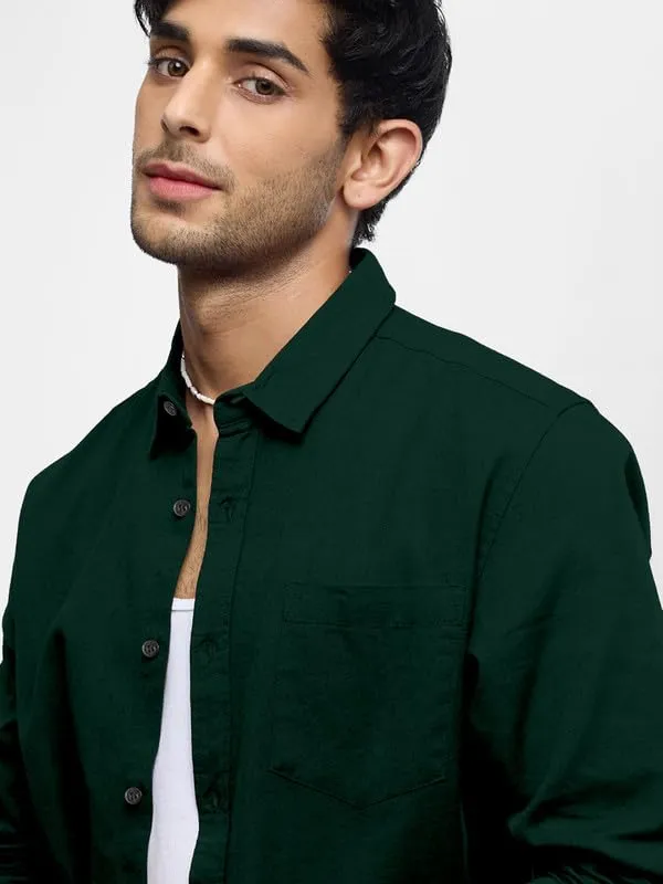 Green_Cotton_Blend_Regular_Fit_Classic_Long_Sleeve_Collared_Neck_Shirt_For_Men