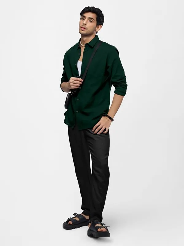 Green_Cotton_Blend_Regular_Fit_Classic_Long_Sleeve_Collared_Neck_Shirt_For_Men