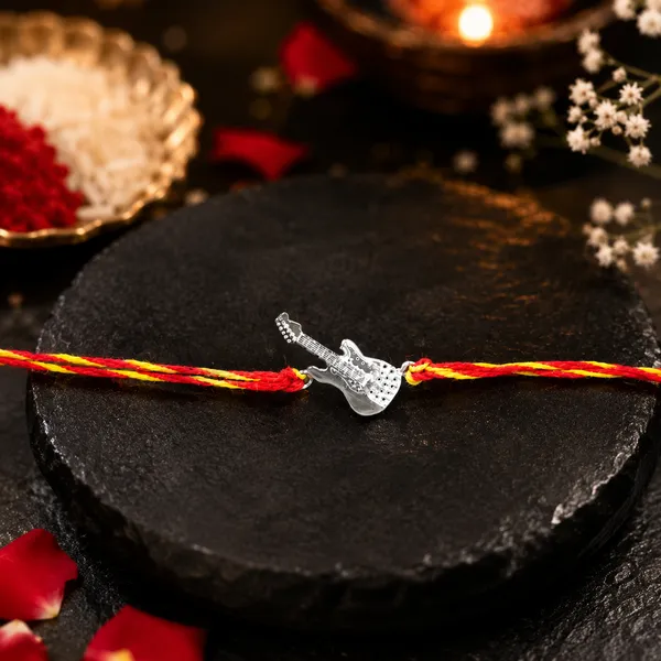 925_silevr_Rakhi_Guitar