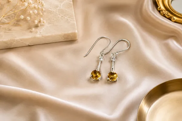 925_silver_minimal_Citrin_earrings_