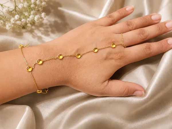 925_Silver_Jewellery_Elegant_Citrin_hand_chain