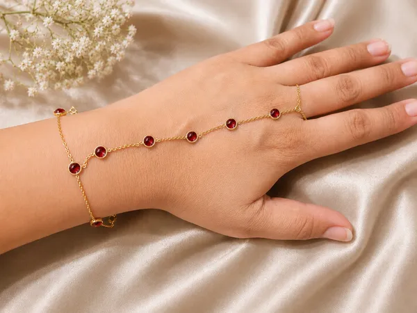 925_Silver_Jewellery_Garnet_handchain