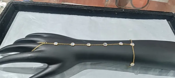 925_Silver_Jewellery_Moonstone_handchain