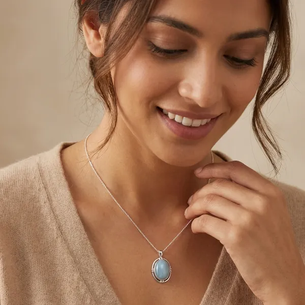 925_Silver_Jewellery_Blue_Stone_Silver_Chain_Oval_Pendant_Necklace_For_Women