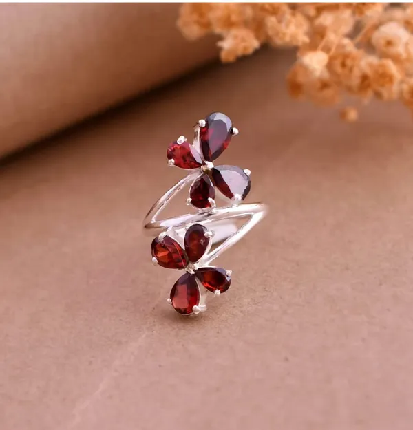 925_Silver_Jewellery_Red_Garnet_Stone_Teardrop_Ring_For_Women