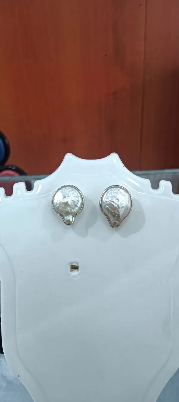 925_Silver_Jewellery_Flat_Pearl_Studs_For_Women