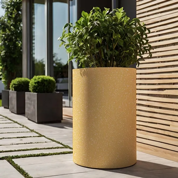 White_Polymer_Plastic_Planter_For_Home_Decor,Plantation_And_Decorative_Item