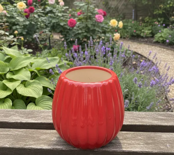 Red_Ceramic_Planter_For_Home_Decor,Plantation_And_Decorative_Item