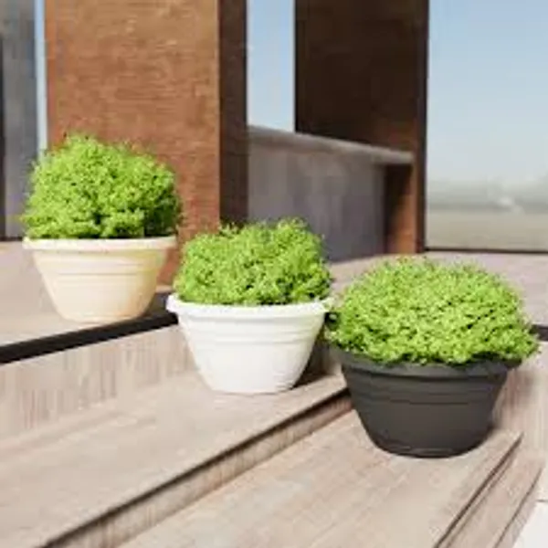 Black__Uv-Protected_Plastic_Planter_For_Home_Decor,Plantation_And_Decorative_Item