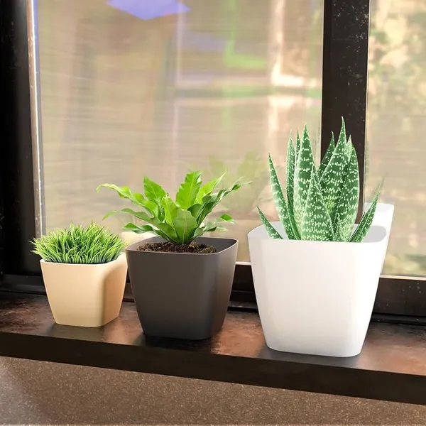 Beige_Uv-Protected_Plastic_Planter_For_Home_Decor,Plantation_And_Decorative_Item