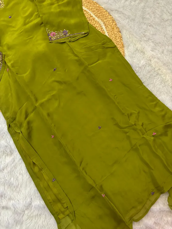 Parrot_green_premium_roman_silk_handwork_suit_