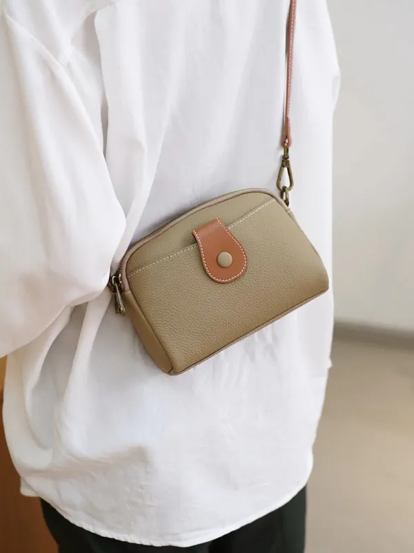 Khakhi_Crossbody_Sing_Bag_With_Strap_For_Women