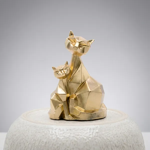 Gold_Royal_Feline_Geometric_Cat_Figurine_Showpiece_Modern_Home_Decor_Sculpture