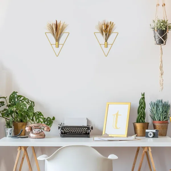 Multicolor_Set_Of_2_Triangle_Wall_Planters_With_Dried_Wheat