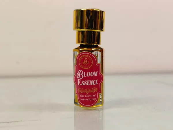Pink_Velvet_Soft_Sweet_Irresistible_Perfume_And_Bloom_Essence_Perfume