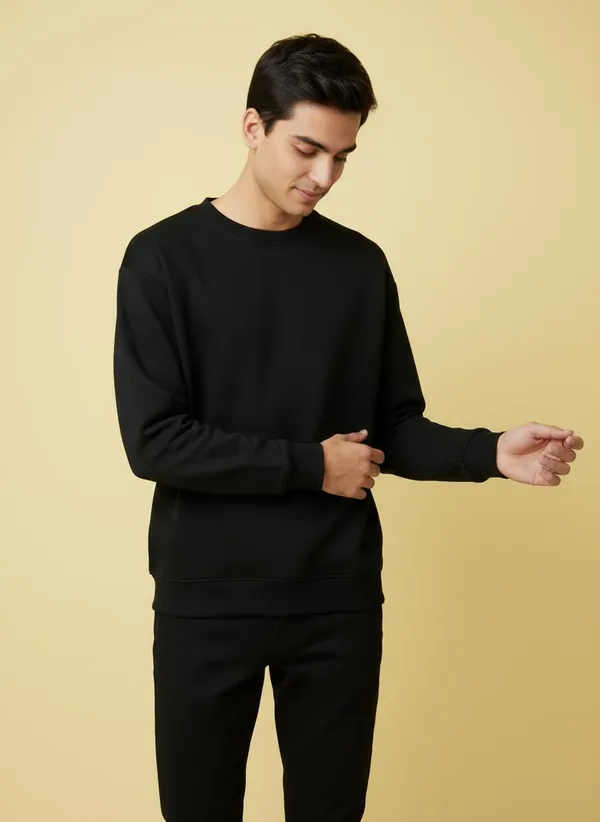 Black_Premium_Round_Neck_Sweatshirt_For_Men