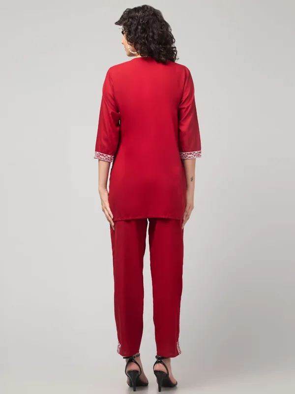 Maroon_Premium_Rayon_Embroidery_V_Neck_Co-Ord_Set_For_Women_(Pack_Of_2)