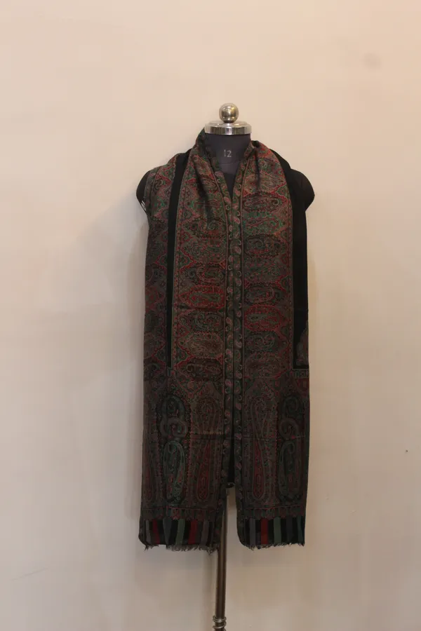 Black_Traditional_Kashmiri_Embroidery_Shawl_For_Women