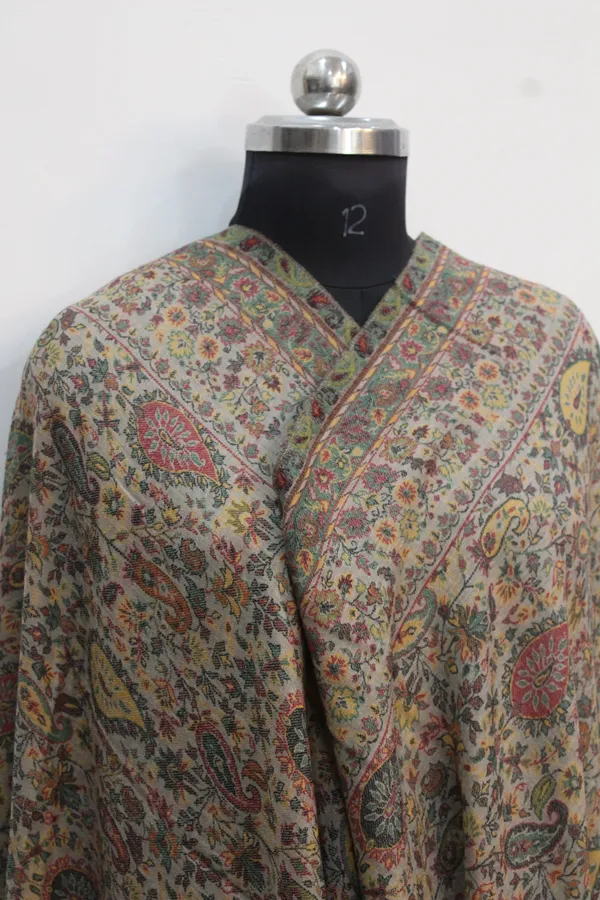 Multicolor_Traditional_Kashmiri_Kani_Shawl_For_Women