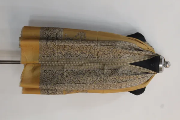 Mustard_Yellow_Stole_With_Embroidered_Border_For_Women