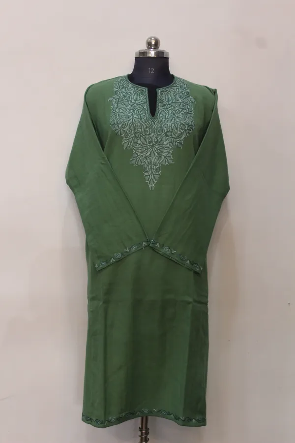 Green_Embroidered_Ethnic_Kurta_For_Women